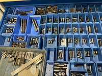 Garant ladekast met diverse onderdelen, gereedschappen en accessoires - afbeelding 3 van  34