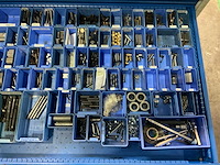 Garant ladekast met diverse onderdelen, gereedschappen en accessoires - afbeelding 11 van  34