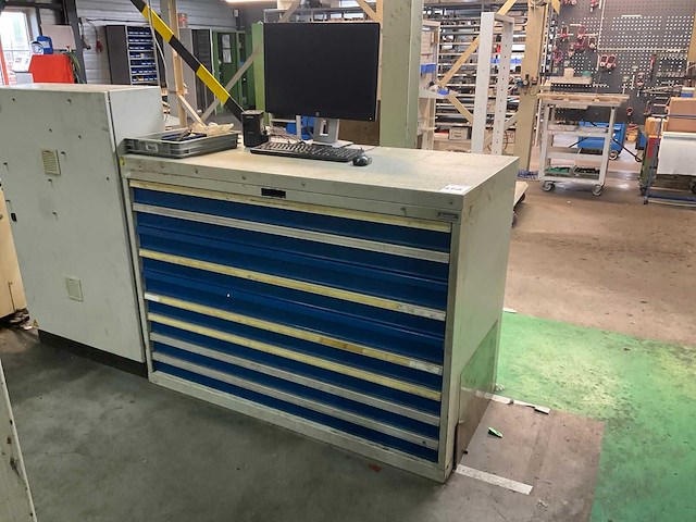 Garant ladekast met diverse onderdelen, gereedschappen en accessoires - afbeelding 1 van  34