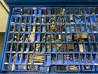 Garant ladekast met diverse onderdelen, gereedschappen en accessoires - afbeelding 16 van  34