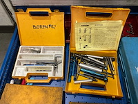 Garant ladekast met diverse onderdelen, gereedschappen en accessoires - afbeelding 31 van  34