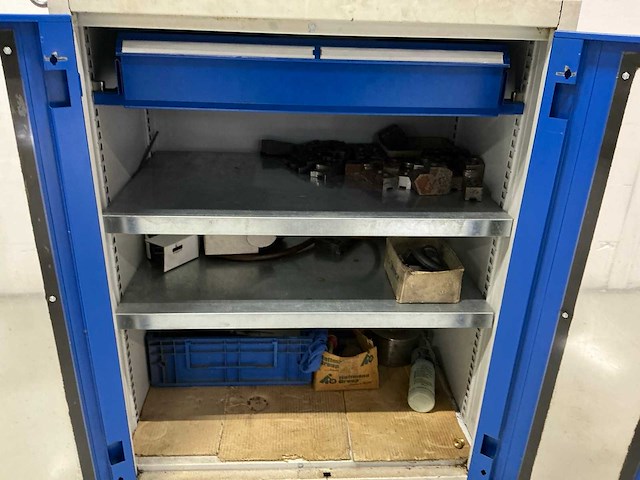 Garant materiaalkast met inhoud - afbeelding 2 van  6