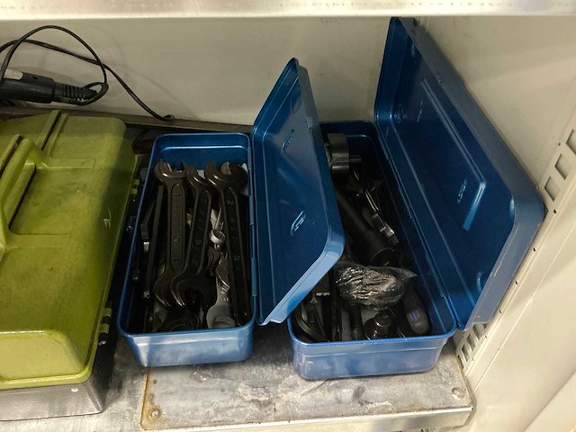 Garant materiaalkast met inhoud - afbeelding 5 van  6