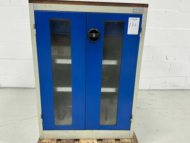 Garant materiaalkast met inhoud - afbeelding 1 van  4