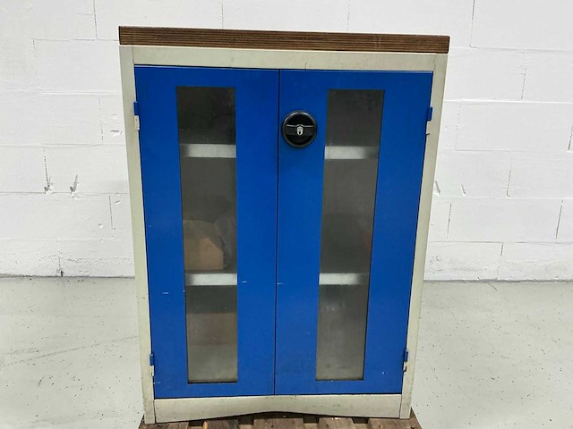 Garant materiaalkast met inhoud - afbeelding 1 van  9