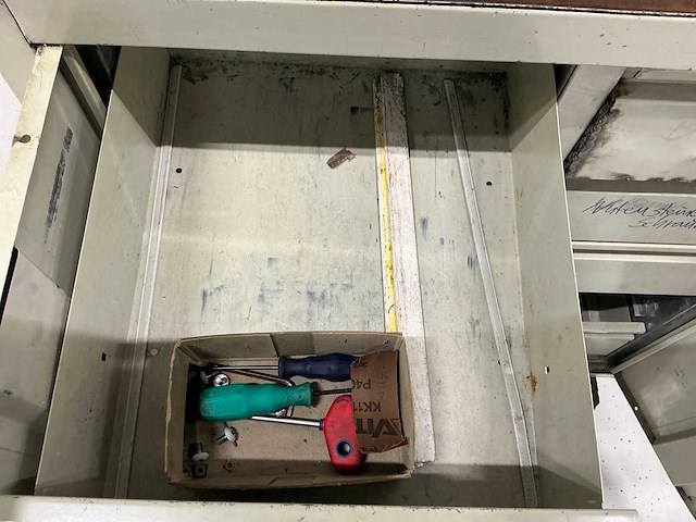 Garant materiaalkast met inhoud - afbeelding 5 van  9