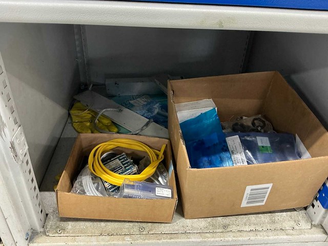 Garant mobiele werkbank met inhoud - afbeelding 3 van  4