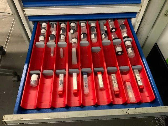 Garant werkbank metaal - afbeelding 4 van  15