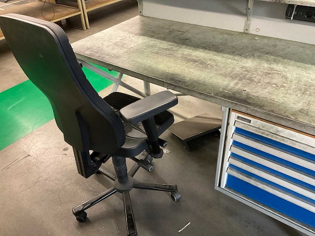 Garant werkbank metaal - afbeelding 15 van  18