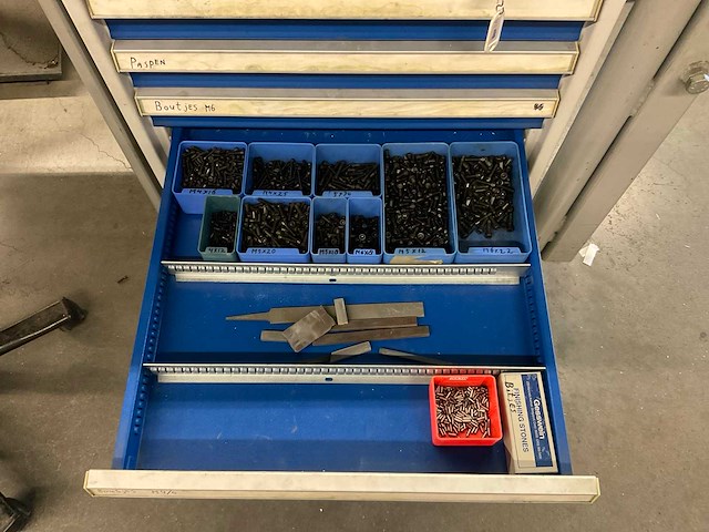 Garant werkbank metaal - afbeelding 12 van  14