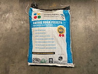 Garcabas pelletkorrels - koffiepellets uit koffiedoppen 15 kg (40x) - afbeelding 3 van  5