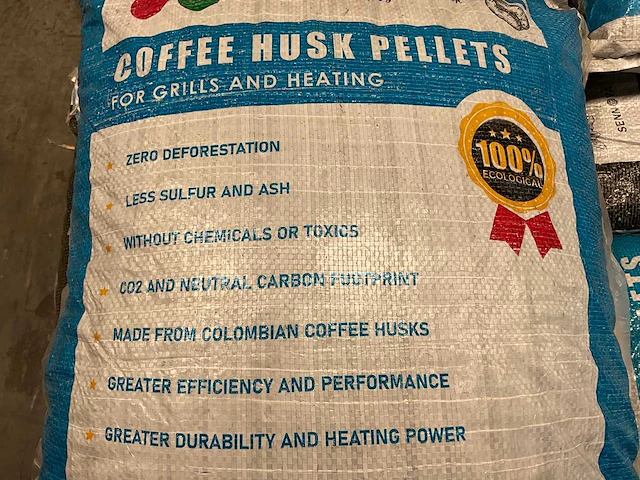 Garcabas pelletkorrels - koffiepellets uit koffiedoppen 15 kg (40x) - afbeelding 4 van  8