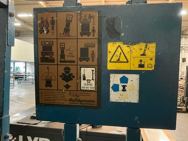 Gardamann hoogwerker - afbeelding 9 van  9