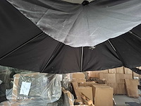 Garden impressions - parasol - afbeelding 2 van  2