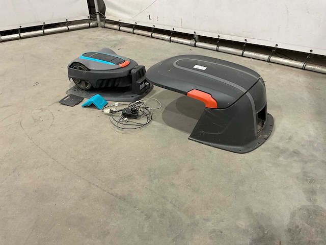 Gardena - 2020 - po 1 sileno city - robotmaaier - afbeelding 1 van  7