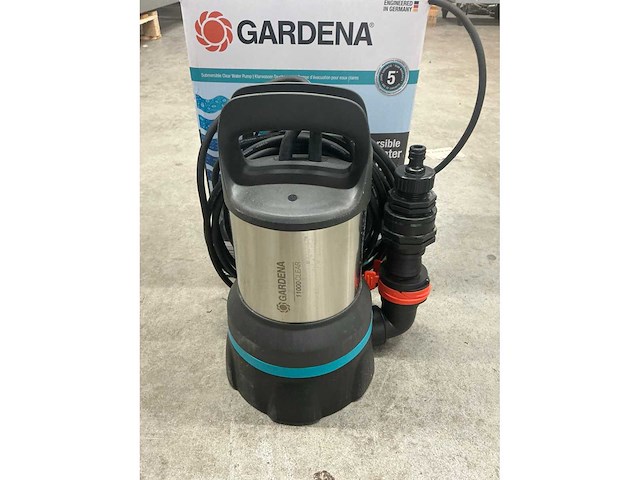 Gardena 11000 dompelpomp - afbeelding 2 van  3