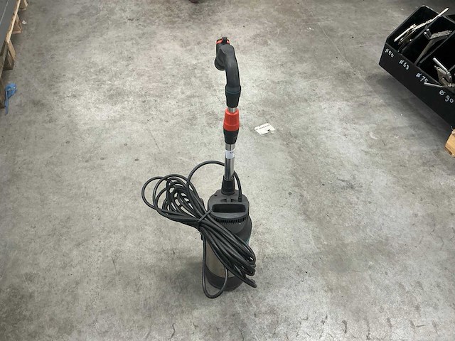 Gardena 1766 regenwaterpomp - afbeelding 1 van  3