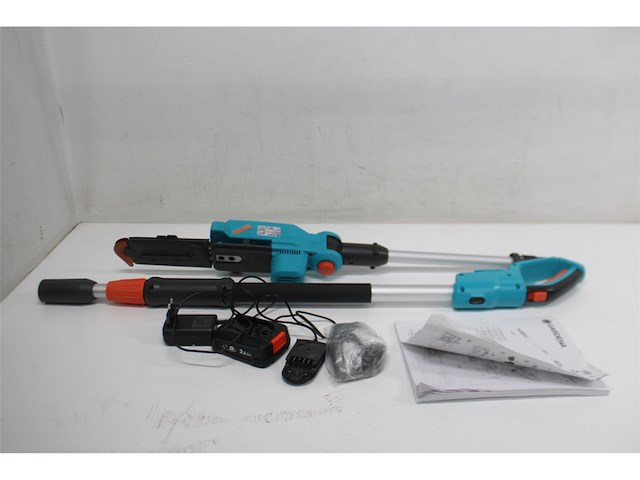 Gardena 18v snoeizaag telescopisch tcs 20/18v (excl. accu en lader) - afbeelding 5 van  6