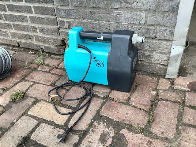Gardena 750 waterpomp - afbeelding 1 van  5