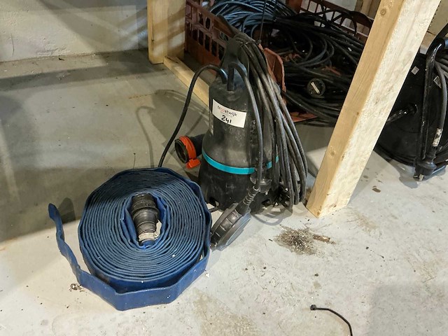 Gardena 9000dirt dompelpomp - afbeelding 1 van  2