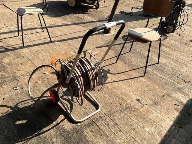 Gardena tuinslang met haspel - afbeelding 3 van  3