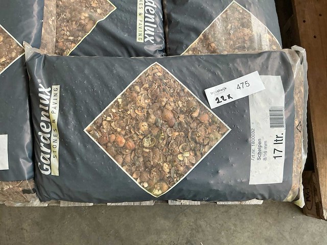 Gardenlux zak schelpen 17l (2x) - afbeelding 2 van  3