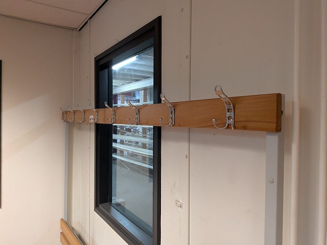 Garderobebank - afbeelding 3 van  4