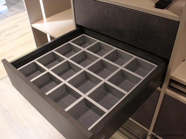 Garderobekast - afbeelding 15 van  17