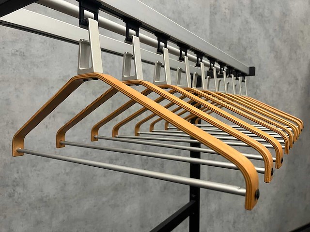 Garderobestandaard - 10 hangers - afbeelding 10 van  12