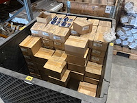 Gardinia ophangbeulgel glazen plank. (600x) - afbeelding 1 van  3