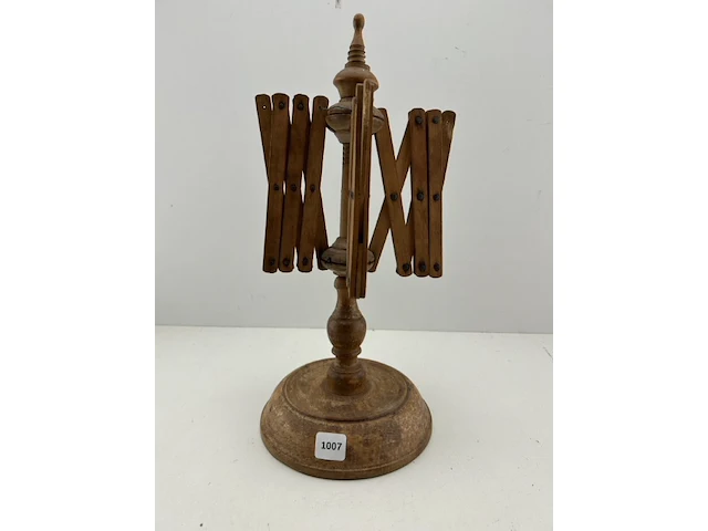 Garenwinder antiek 1890-1920 - afbeelding 2 van  3
