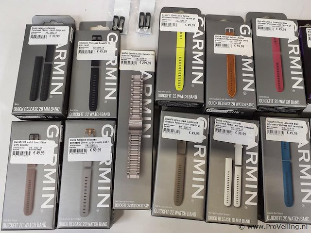 Garmin horloge banden - 15 stuks & 2 vivofit jr3 marvel black panter horloge banden - afbeelding 2 van  3