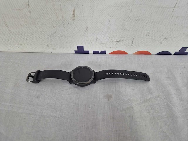 Garmin vivoactive 4s - smartwatch met gps tracker - 7 dagen batterij - 40mm - zwart/gunmetal - afbeelding 1 van  1