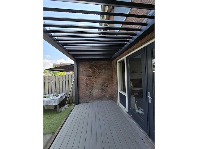 Garraf p150 terrasoverkapping 3x4m (louvre dak) pergola electrisch bediend - afbeelding 16 van  27