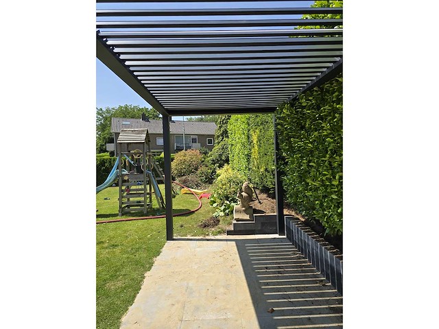 Garraf p150 terrasoverkapping 3x4m (louvre dak) pergola electrisch bediend - afbeelding 9 van  9