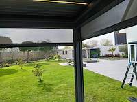 Garraf p150 terrasoverkapping 4x4m (louvre dak) pergola electrisch bediend - afbeelding 26 van  29