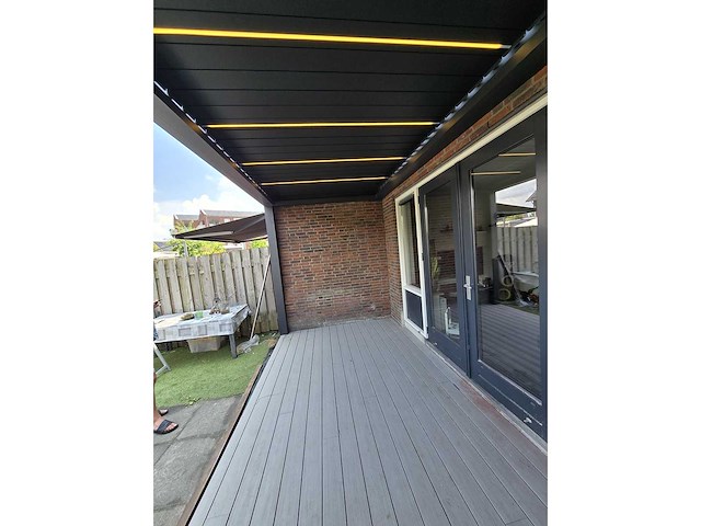 Garraf p150 terrasoverkapping 4x4m (louvre dak) pergola electrisch bediend - afbeelding 11 van  30