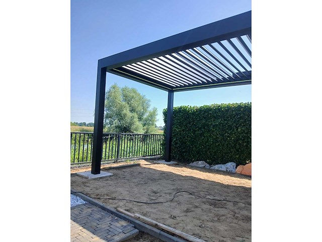 Garraf p150 terrasoverkapping 4x5m (louvre dak) pergola electrisch bediend - afbeelding 12 van  18