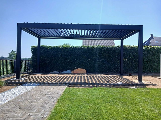 Garraf p150 terrasoverkapping 4x5m (louvre dak) pergola electrisch bediend - afbeelding 15 van  18