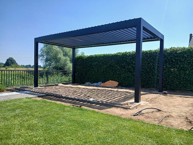 Garraf p150 terrasoverkapping 4x5m (louvre dak) pergola electrisch bediend - afbeelding 16 van  18