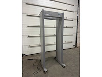 Garrett - pinpoint pd 6500i - walk-through metaaldetector/detectiepoort