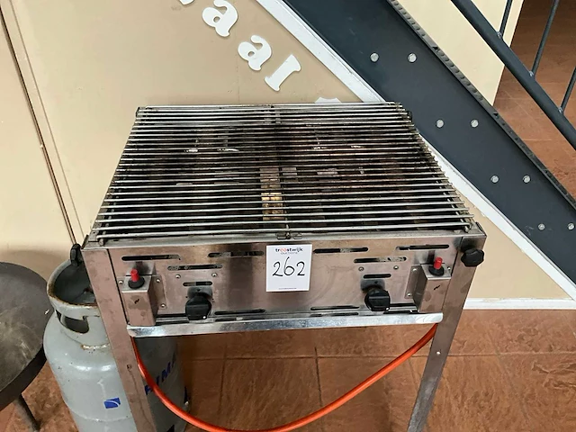 Gas bbq en vuurschaal - afbeelding 3 van  7