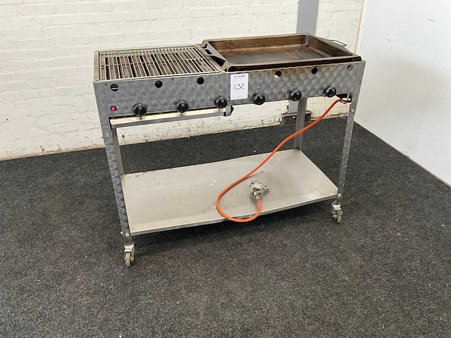 Gas bbq - afbeelding 1 van  8