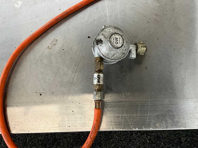 Gas bbq - afbeelding 7 van  8