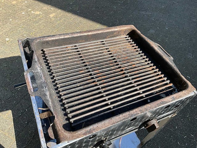 Gas bbq - afbeelding 3 van  7