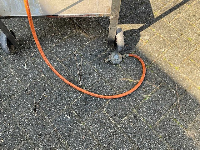 Gas bbq - afbeelding 7 van  7