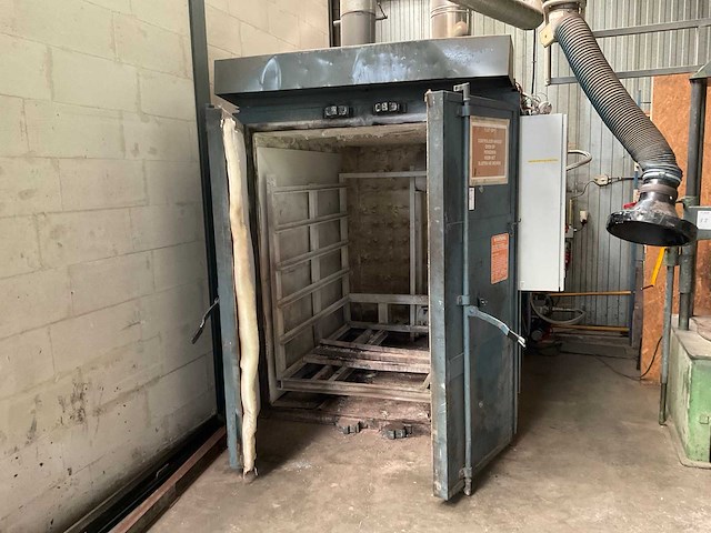 Gas-oven in container - afbeelding 1 van  17