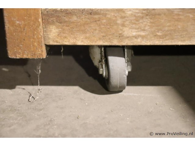 Gasbarbecue incl. verrijdbare houten kast - 60x50x93cm - afbeelding 4 van  6