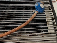 Gasbarbecue - afbeelding 2 van  4