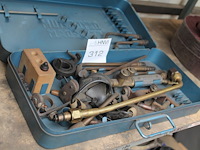 Gasbranderset in metalen kist. - afbeelding 1 van  1